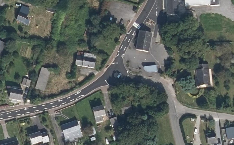 Vue aérienne du Mini-giratoire n°561138831