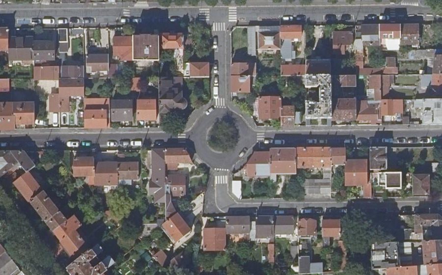 Vue aérienne du Mini-giratoire n°564060940