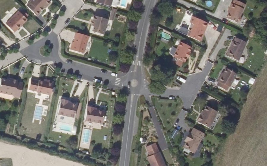 Vue aérienne du Mini-giratoire n°564584322
