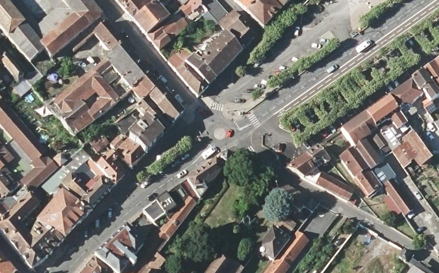 Vue aérienne du Mini-giratoire n°564731077