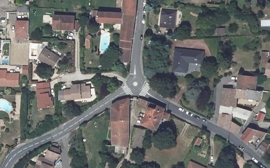 Vue aérienne du Mini-giratoire n°567028775