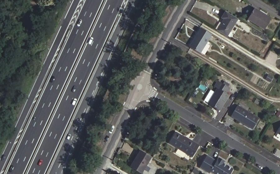Vue aérienne du Mini-giratoire n°573243115
