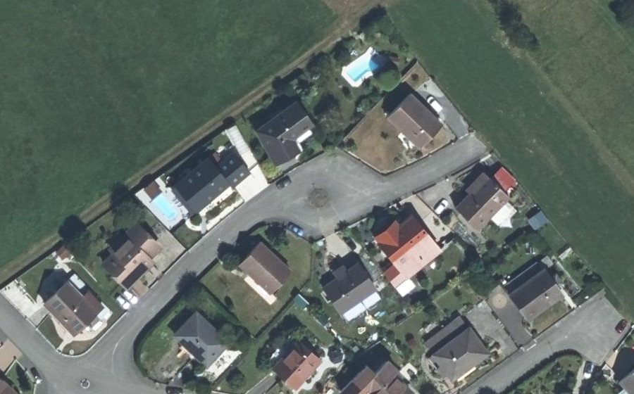 Vue aérienne du Mini-giratoire n°576683195