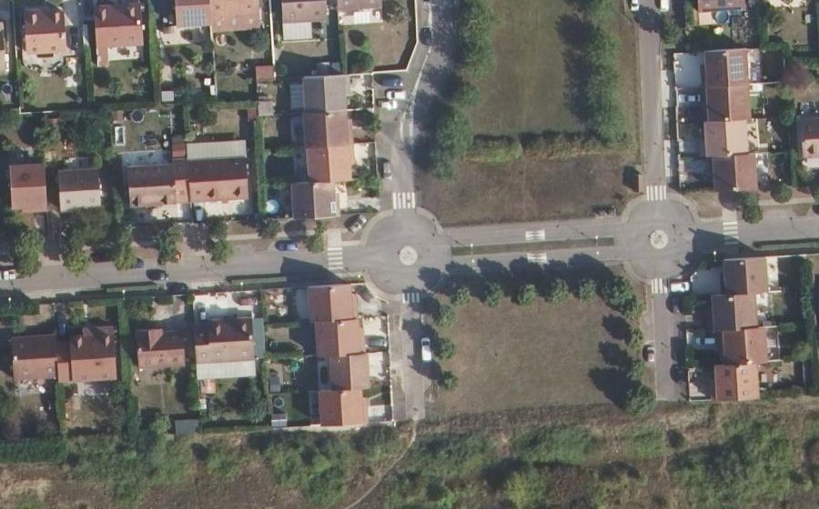 Vue aérienne du Mini-giratoire n°582139219