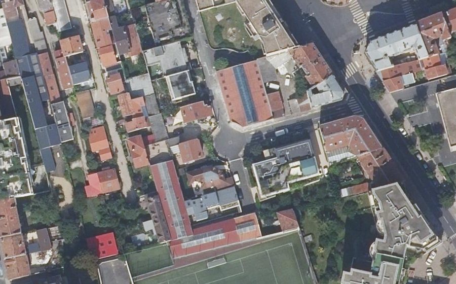 Vue aérienne du Mini-giratoire n°582564607