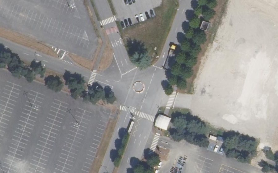 Vue aérienne du Mini-giratoire n°583274987