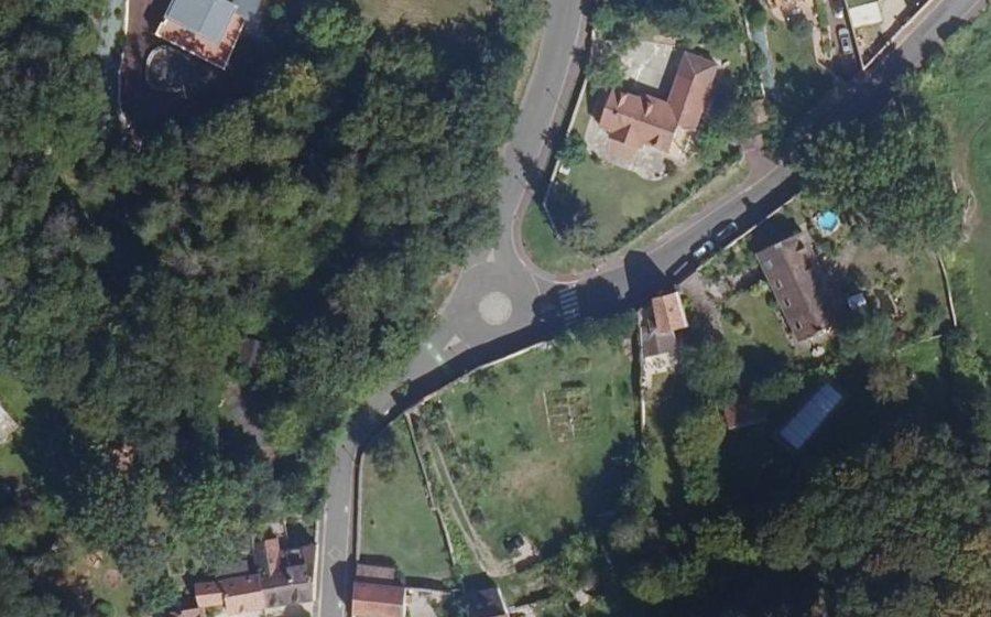 Vue aérienne du Mini-giratoire n°590909694