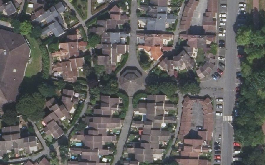 Vue aérienne du Mini-giratoire n°592595158