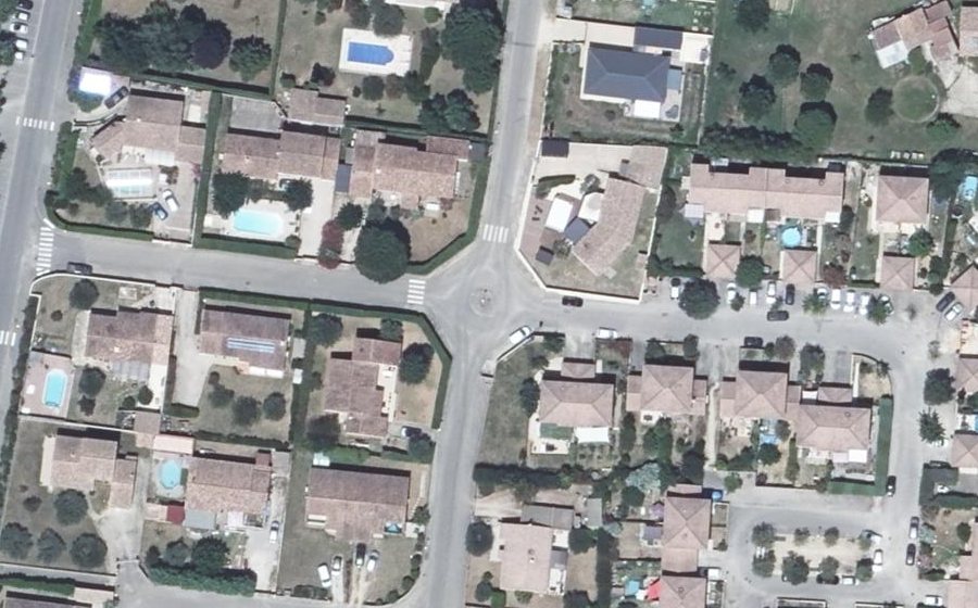 Vue aérienne du Mini-giratoire n°597115243