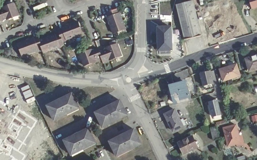 Vue aérienne du Mini-giratoire n°599390257