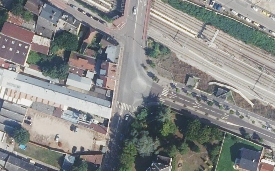 Vue aérienne du Mini-giratoire n°600111247