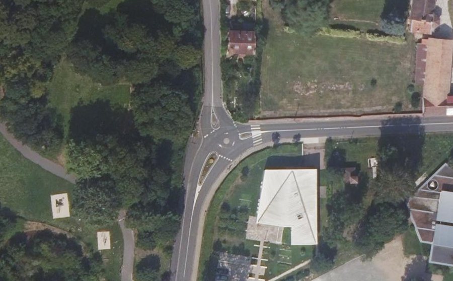 Vue aérienne du Mini-giratoire n°600456129