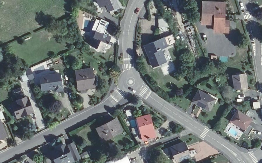 Vue aérienne du Mini-giratoire n°602177167