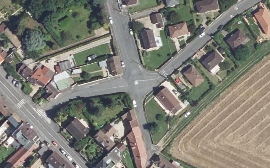 Vue aérienne du Mini-giratoire n°603282893