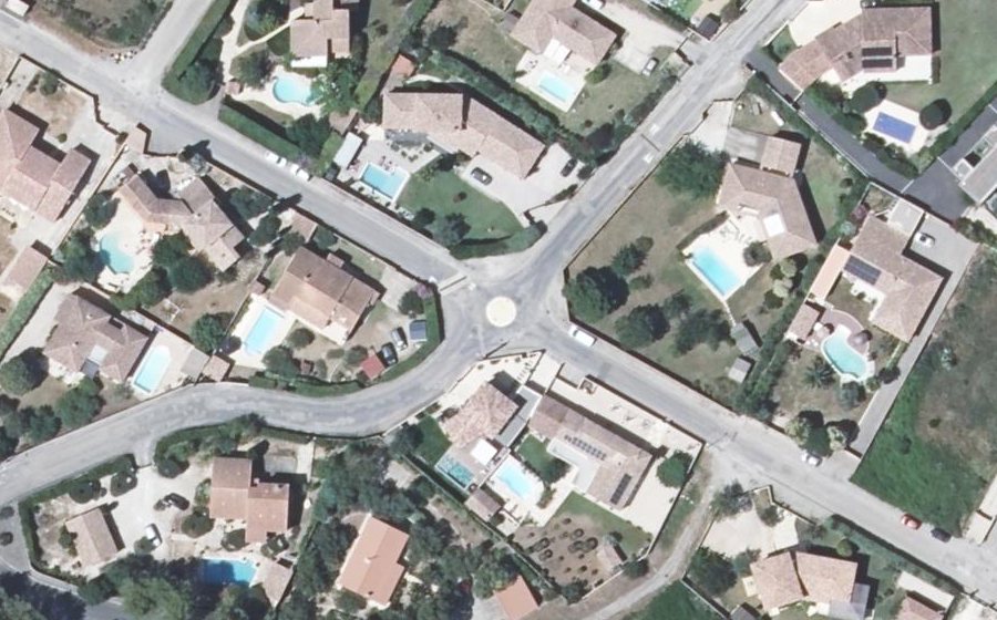 Vue aérienne du Mini-giratoire n°608062360