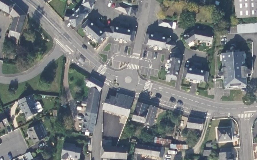 Vue aérienne du Mini-giratoire n°609764829