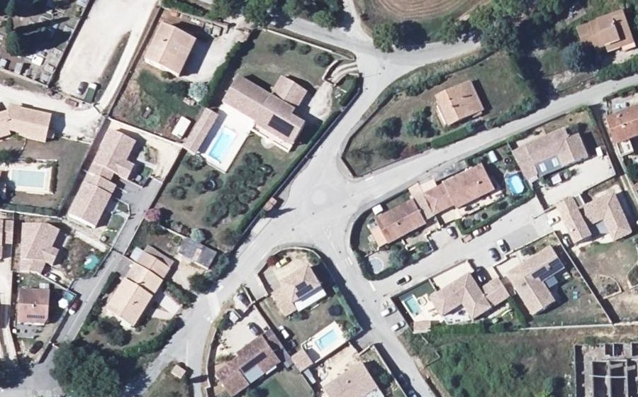 Vue aérienne du Mini-giratoire n°613527900