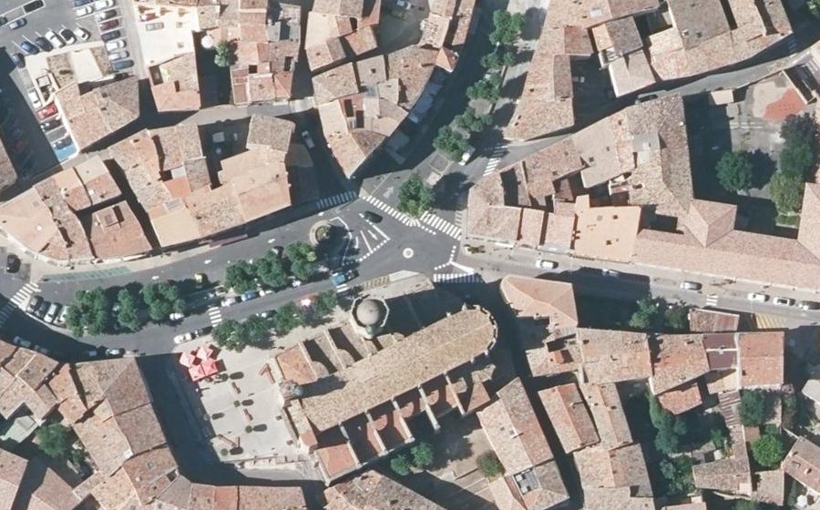 Vue aérienne du Mini-giratoire n°614451743