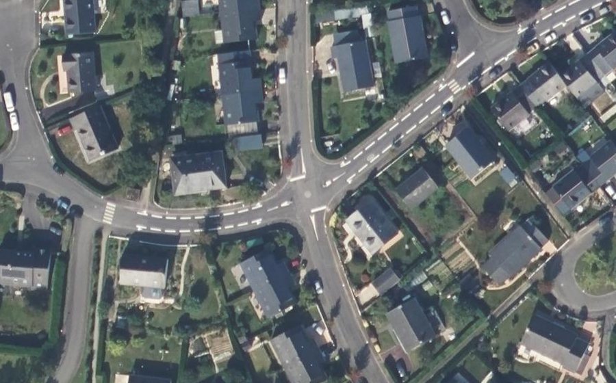 Vue aérienne du Mini-giratoire n°616457754