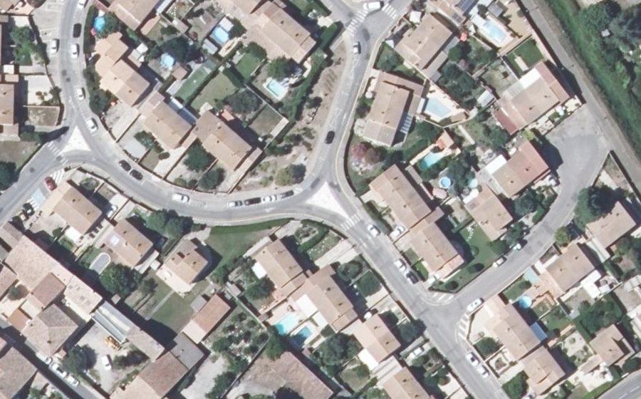 Vue aérienne du Mini-giratoire n°617796211