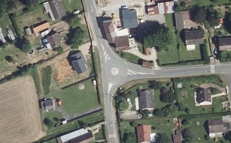 Vue aérienne du Mini-giratoire n°619315183