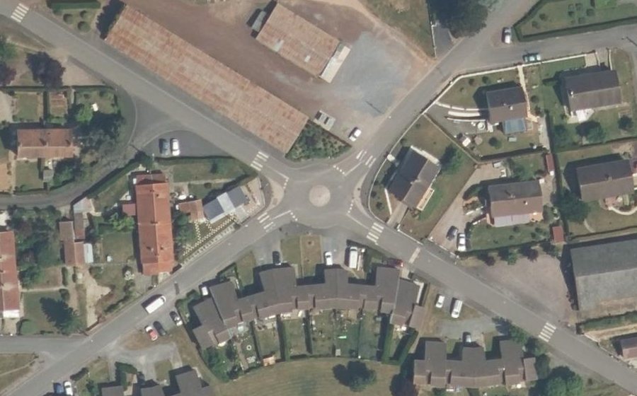 Vue aérienne du Mini-giratoire n°626753812