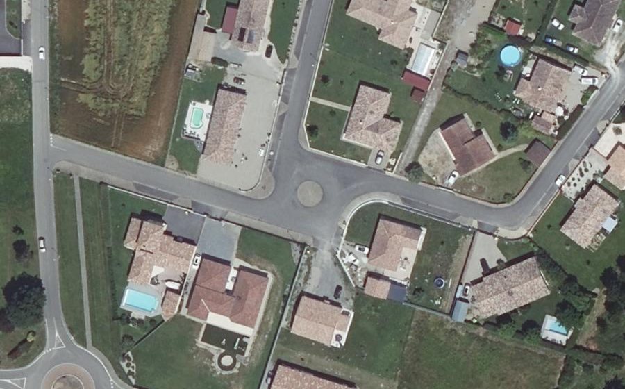 Vue aérienne du Mini-giratoire n°628970864