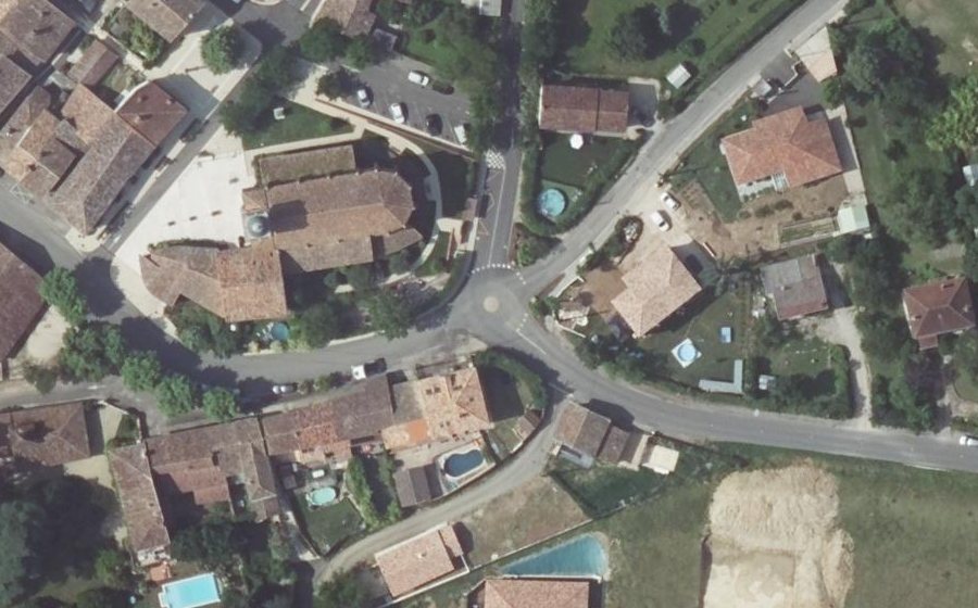 Vue aérienne du Mini-giratoire n°629416624