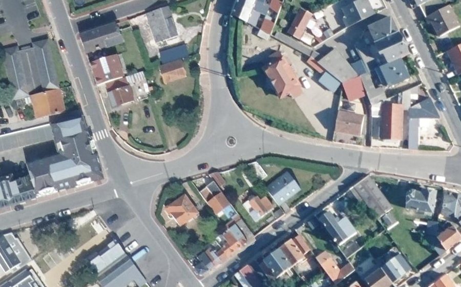 Vue aérienne du Mini-giratoire n°632323801