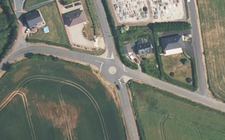 Vue aérienne du Mini-giratoire n°632547744