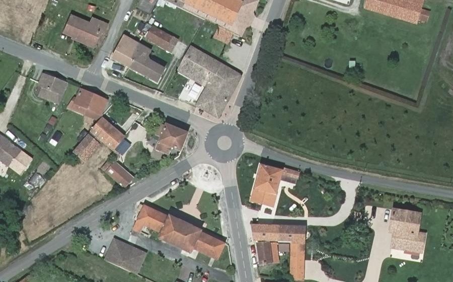 Vue aérienne du Mini-giratoire n°632589825