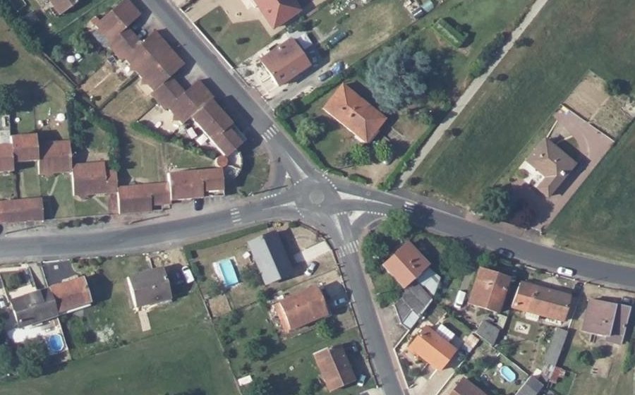 Vue aérienne du Mini-giratoire n°634356043