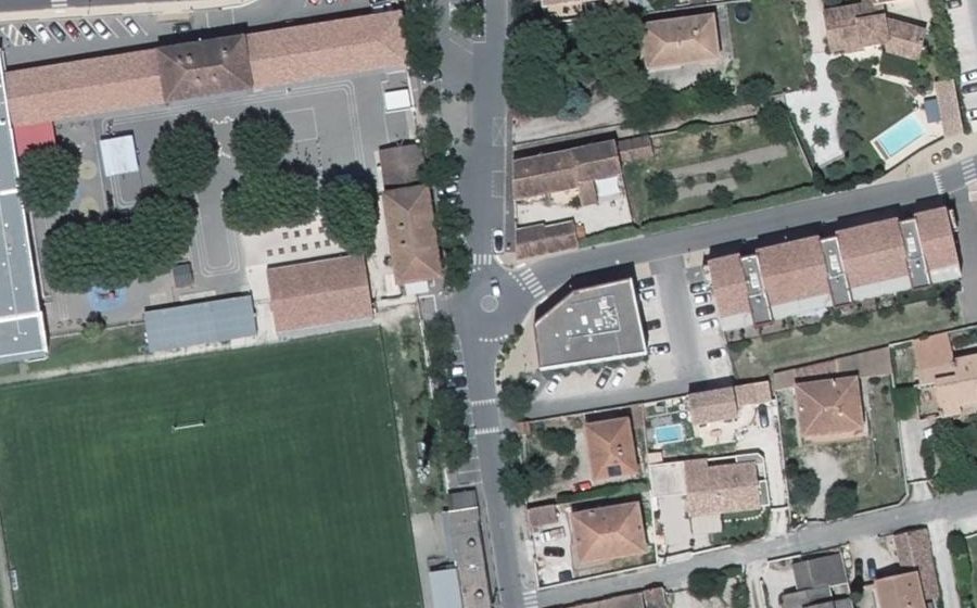 Vue aérienne du Mini-giratoire n°634869501