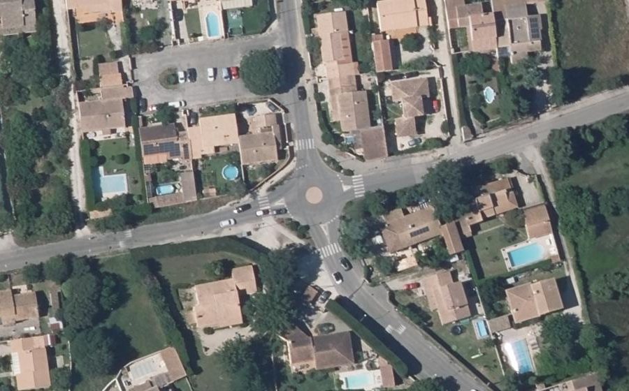 Vue aérienne du Mini-giratoire n°638355429