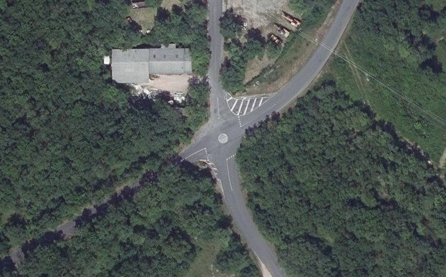 Vue aérienne du Mini-giratoire n°638695055