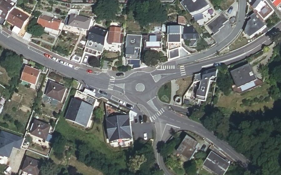 Vue aérienne du Mini-giratoire n°640060487