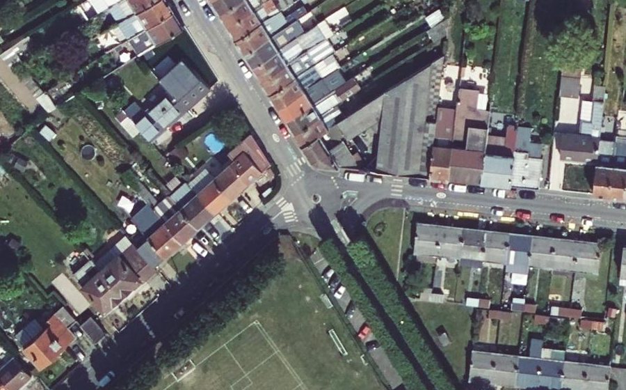 Vue aérienne du Mini-giratoire n°649904697