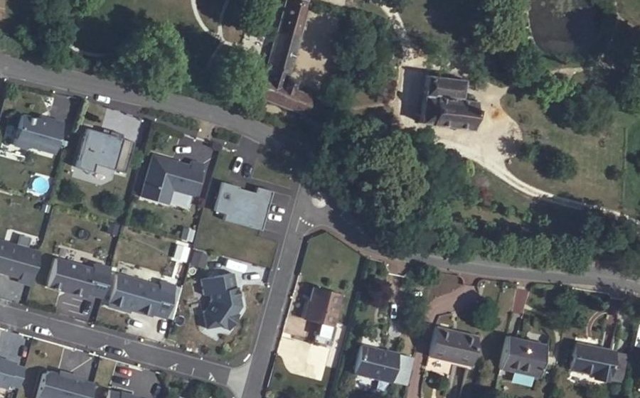 Vue aérienne du Mini-giratoire n°652743605