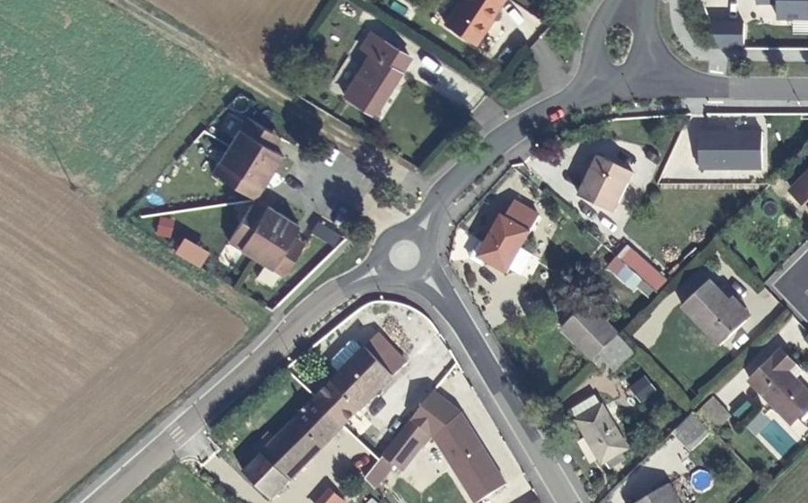 Vue aérienne du Mini-giratoire n°654142337