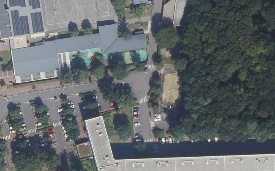 Vue aérienne du Mini-giratoire n°655311493