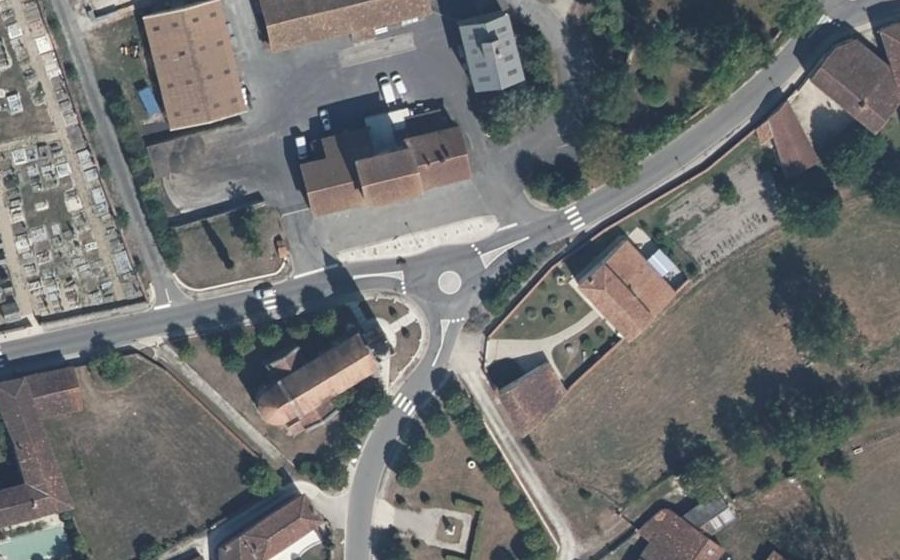 Vue aérienne du Mini-giratoire n°656259825