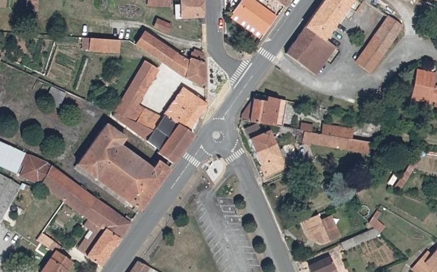 Vue aérienne du Mini-giratoire n°659375939