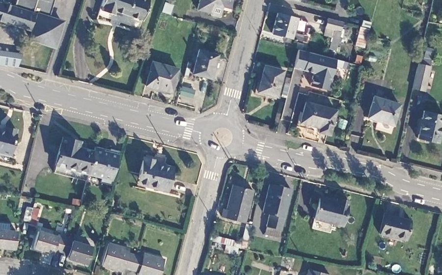 Vue aérienne du Mini-giratoire n°662160977