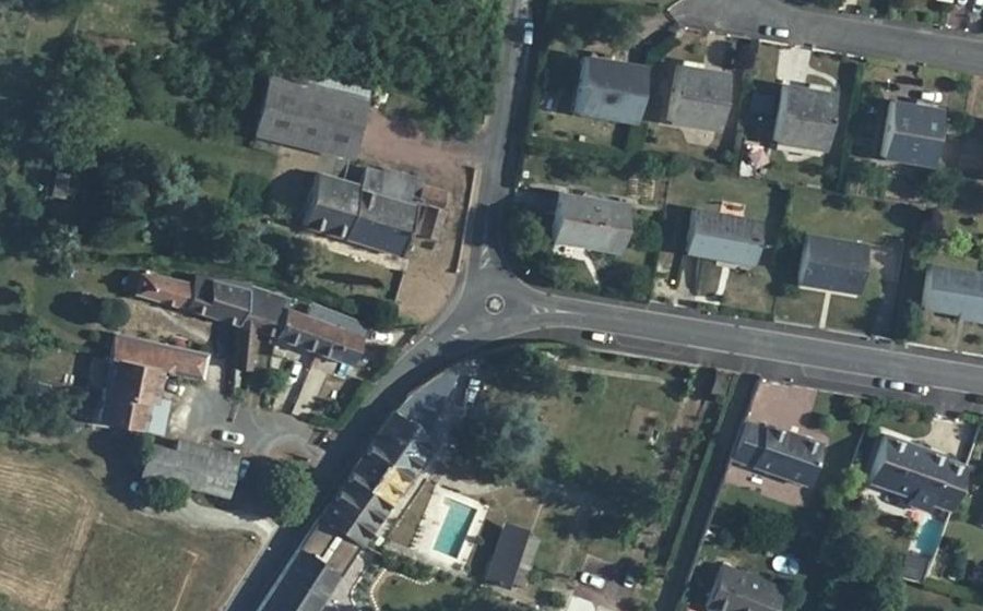 Vue aérienne du Mini-giratoire n°662370455