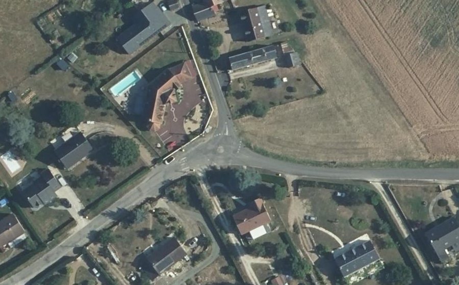 Vue aérienne du Mini-giratoire n°665794537