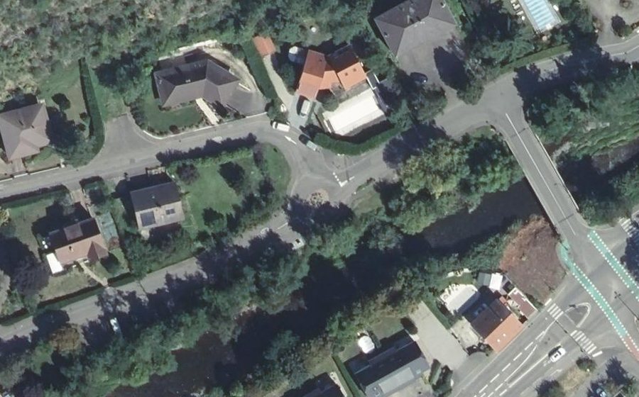 Vue aérienne du Mini-giratoire n°666949195