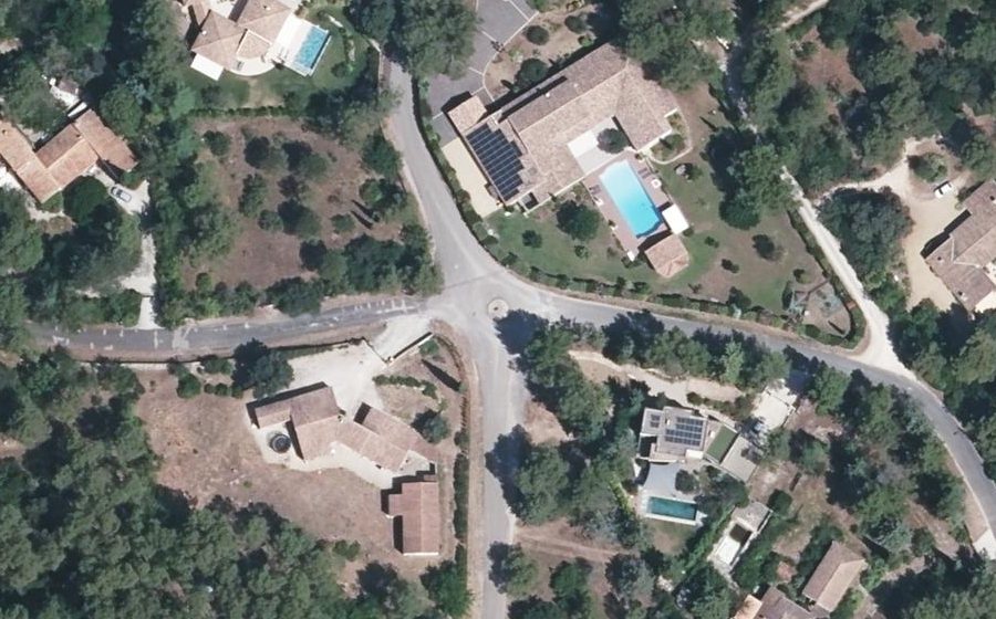 Vue aérienne du Mini-giratoire n°672814661