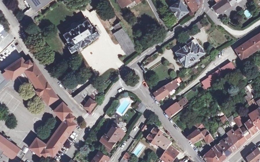 Vue aérienne du Mini-giratoire n°673659672