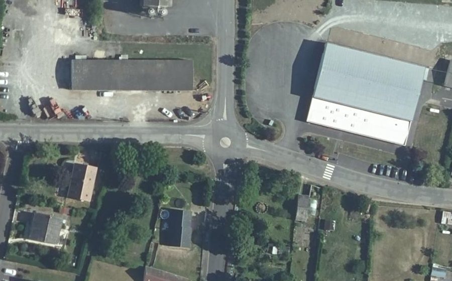 Vue aérienne du Mini-giratoire n°674076755
