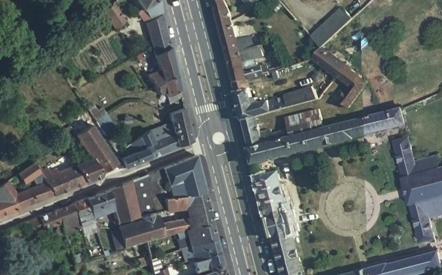 Vue aérienne du Mini-giratoire n°685536958